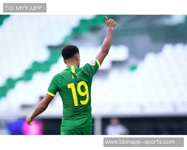 巴代谈成长经历与球队防守策略强调登贝莱的重要性