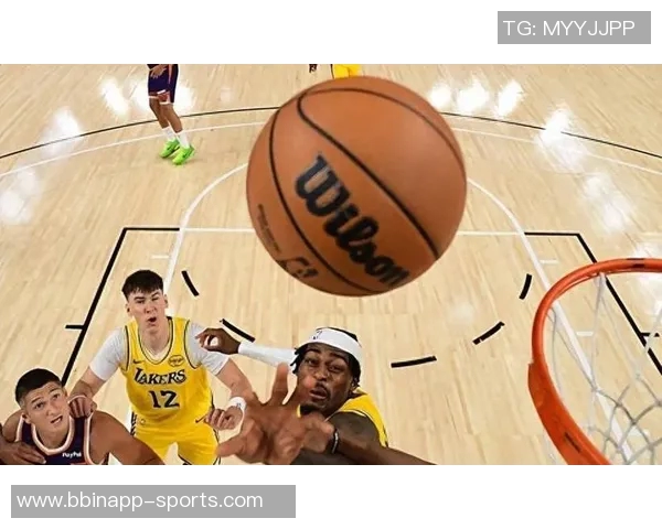 寒冰射手表现低迷小迈克尔波特23投仅7中三分球惨淡17分17板难救球队